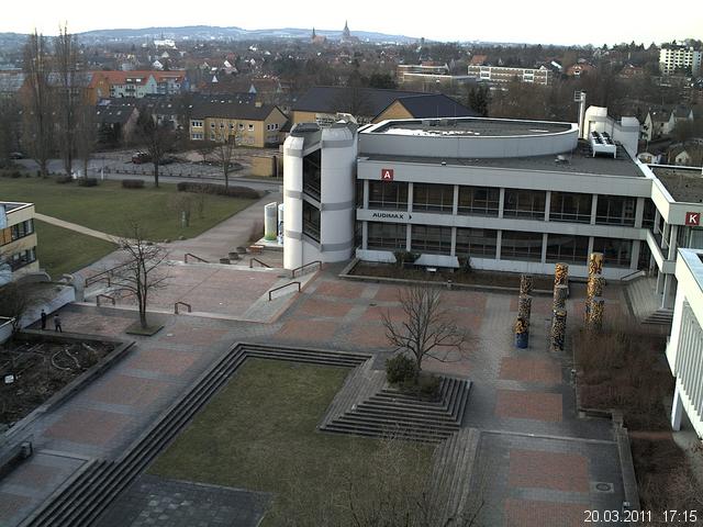 Foto der Webcam: Verwaltungsgeb&auml;ude, Innenhof mit Audimax, H&ouml;rsaal-Geb&auml;ude 1