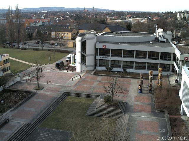 Foto der Webcam: Verwaltungsgeb&auml;ude, Innenhof mit Audimax, H&ouml;rsaal-Geb&auml;ude 1