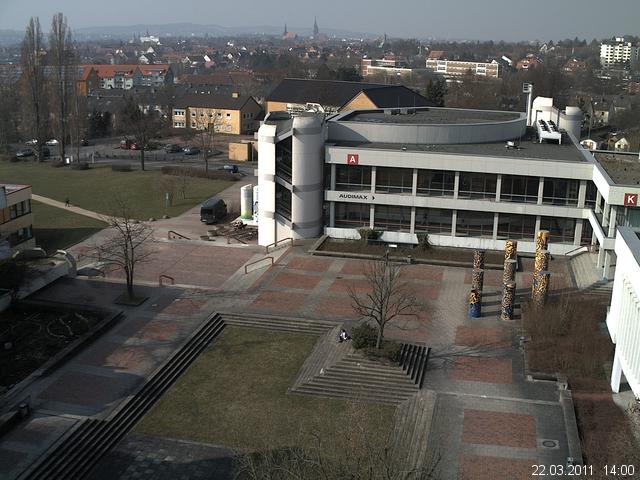 Foto der Webcam: Verwaltungsgeb&auml;ude, Innenhof mit Audimax, H&ouml;rsaal-Geb&auml;ude 1