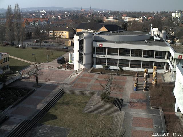 Foto der Webcam: Verwaltungsgeb&auml;ude, Innenhof mit Audimax, H&ouml;rsaal-Geb&auml;ude 1