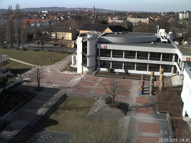 Foto der Webcam: Verwaltungsgeb&auml;ude, Innenhof mit Audimax, H&ouml;rsaal-Geb&auml;ude 1