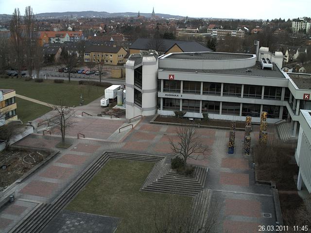 Foto der Webcam: Verwaltungsgeb&auml;ude, Innenhof mit Audimax, H&ouml;rsaal-Geb&auml;ude 1