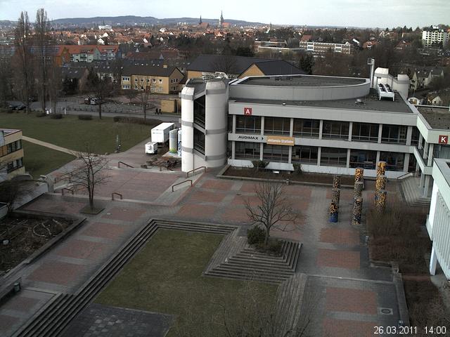Foto der Webcam: Verwaltungsgeb&auml;ude, Innenhof mit Audimax, H&ouml;rsaal-Geb&auml;ude 1