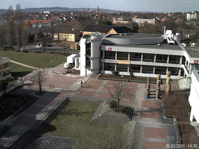 Foto der Webcam: Verwaltungsgeb&auml;ude, Innenhof mit Audimax, H&ouml;rsaal-Geb&auml;ude 1