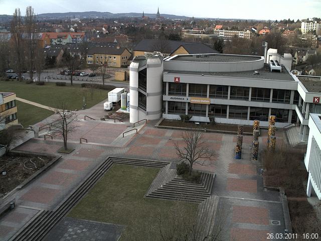 Foto der Webcam: Verwaltungsgeb&auml;ude, Innenhof mit Audimax, H&ouml;rsaal-Geb&auml;ude 1