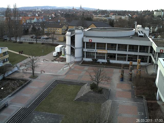 Foto der Webcam: Verwaltungsgeb&auml;ude, Innenhof mit Audimax, H&ouml;rsaal-Geb&auml;ude 1