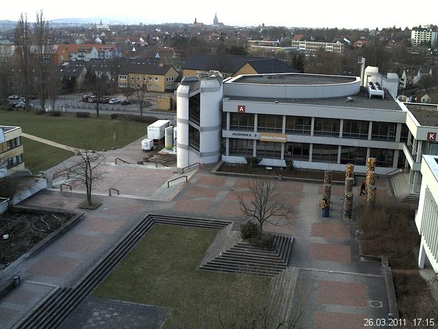 Foto der Webcam: Verwaltungsgeb&auml;ude, Innenhof mit Audimax, H&ouml;rsaal-Geb&auml;ude 1