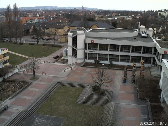 Foto der Webcam: Verwaltungsgeb&auml;ude, Innenhof mit Audimax, H&ouml;rsaal-Geb&auml;ude 1
