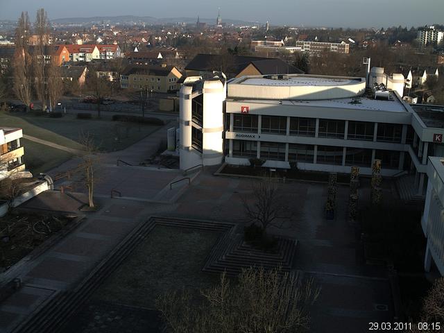 Foto der Webcam: Verwaltungsgeb&auml;ude, Innenhof mit Audimax, H&ouml;rsaal-Geb&auml;ude 1
