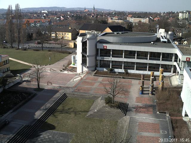 Foto der Webcam: Verwaltungsgeb&auml;ude, Innenhof mit Audimax, H&ouml;rsaal-Geb&auml;ude 1