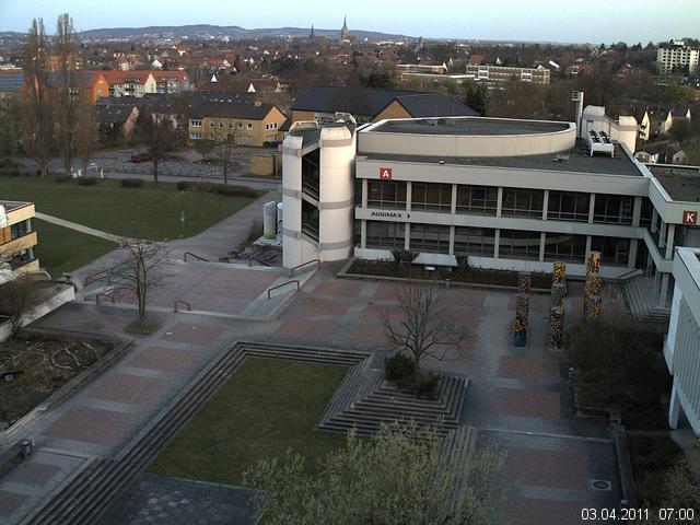 Foto der Webcam: Verwaltungsgeb&auml;ude, Innenhof mit Audimax, H&ouml;rsaal-Geb&auml;ude 1