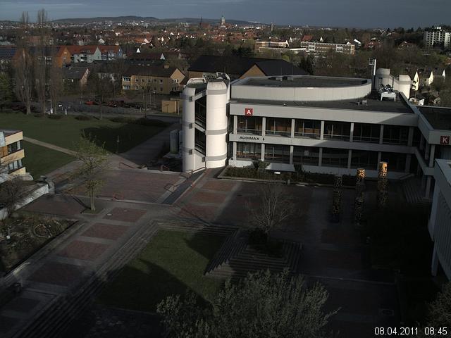 Foto der Webcam: Verwaltungsgeb&auml;ude, Innenhof mit Audimax, H&ouml;rsaal-Geb&auml;ude 1