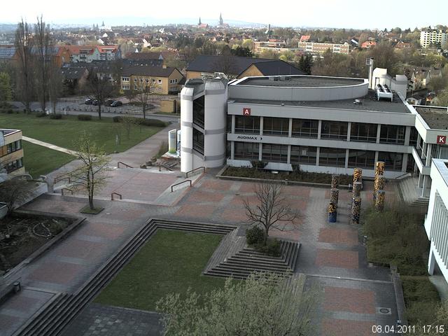 Foto der Webcam: Verwaltungsgeb&auml;ude, Innenhof mit Audimax, H&ouml;rsaal-Geb&auml;ude 1