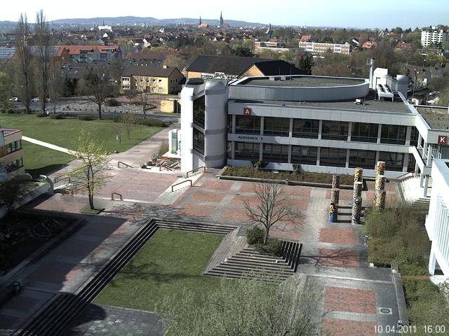 Foto der Webcam: Verwaltungsgeb&auml;ude, Innenhof mit Audimax, H&ouml;rsaal-Geb&auml;ude 1