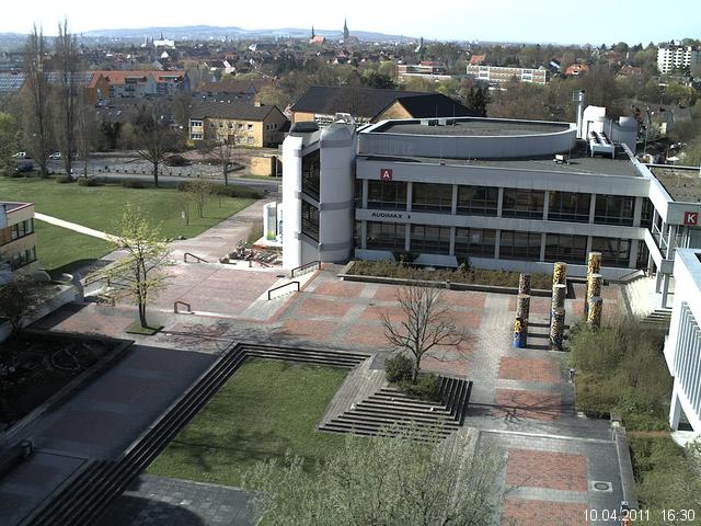 Foto der Webcam: Verwaltungsgeb&auml;ude, Innenhof mit Audimax, H&ouml;rsaal-Geb&auml;ude 1
