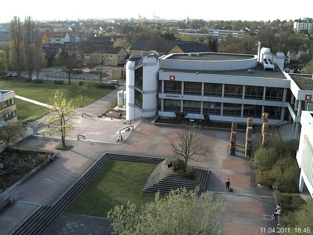Foto der Webcam: Verwaltungsgeb&auml;ude, Innenhof mit Audimax, H&ouml;rsaal-Geb&auml;ude 1