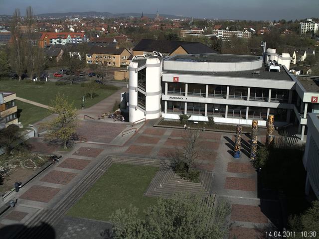 Foto der Webcam: Verwaltungsgeb&auml;ude, Innenhof mit Audimax, H&ouml;rsaal-Geb&auml;ude 1