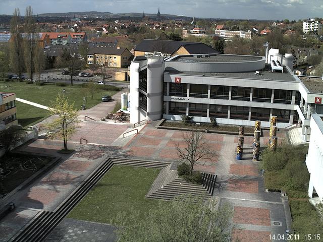 Foto der Webcam: Verwaltungsgeb&auml;ude, Innenhof mit Audimax, H&ouml;rsaal-Geb&auml;ude 1