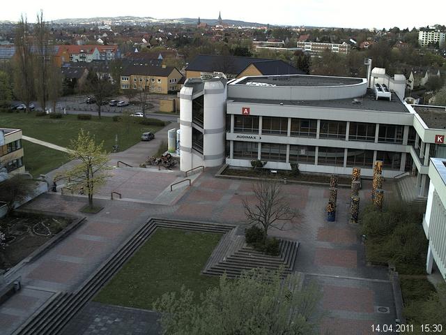 Foto der Webcam: Verwaltungsgeb&auml;ude, Innenhof mit Audimax, H&ouml;rsaal-Geb&auml;ude 1