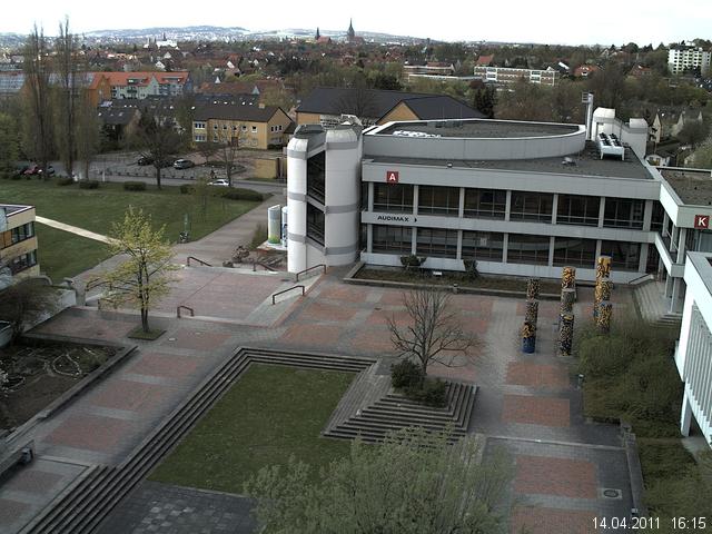 Foto der Webcam: Verwaltungsgeb&auml;ude, Innenhof mit Audimax, H&ouml;rsaal-Geb&auml;ude 1