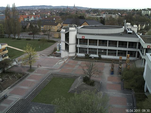 Foto der Webcam: Verwaltungsgeb&auml;ude, Innenhof mit Audimax, H&ouml;rsaal-Geb&auml;ude 1