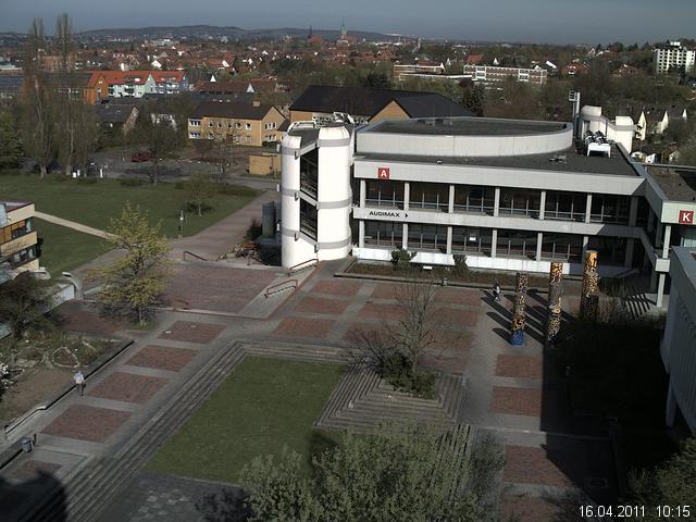 Foto der Webcam: Verwaltungsgeb&auml;ude, Innenhof mit Audimax, H&ouml;rsaal-Geb&auml;ude 1