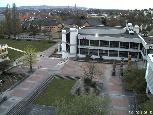 Foto der Webcam: Verwaltungsgeb&auml;ude, Innenhof mit Audimax, H&ouml;rsaal-Geb&auml;ude 1