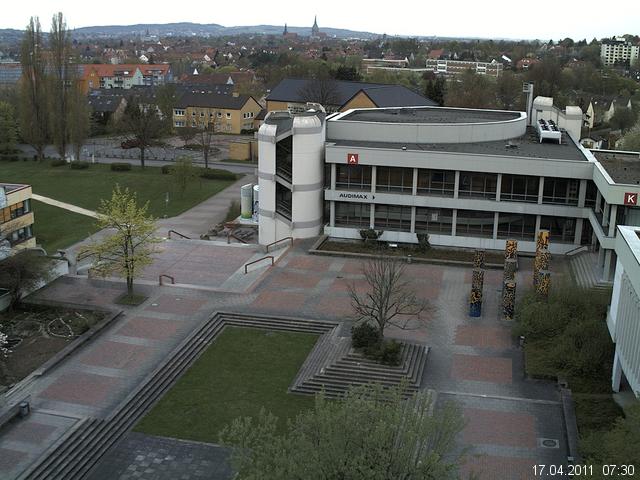 Foto der Webcam: Verwaltungsgeb&auml;ude, Innenhof mit Audimax, H&ouml;rsaal-Geb&auml;ude 1