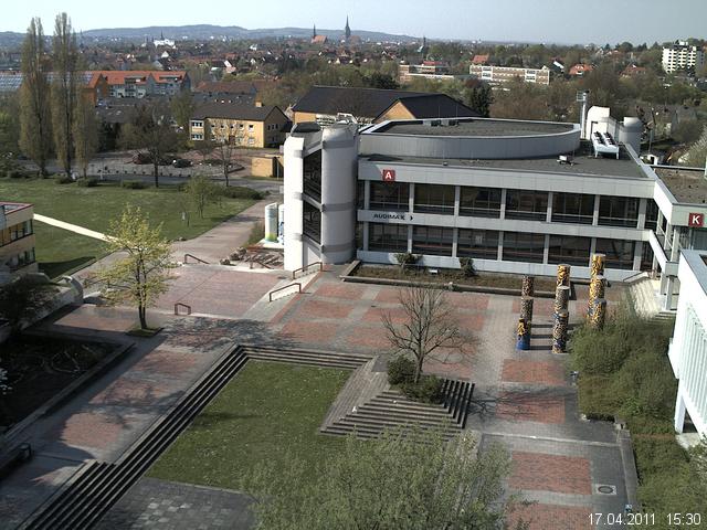 Foto der Webcam: Verwaltungsgeb&auml;ude, Innenhof mit Audimax, H&ouml;rsaal-Geb&auml;ude 1