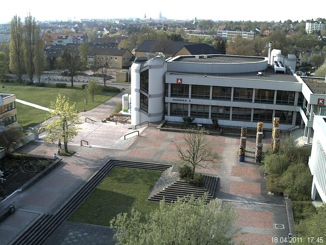 Foto der Webcam: Verwaltungsgeb&auml;ude, Innenhof mit Audimax, H&ouml;rsaal-Geb&auml;ude 1