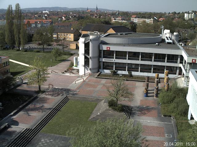 Foto der Webcam: Verwaltungsgeb&auml;ude, Innenhof mit Audimax, H&ouml;rsaal-Geb&auml;ude 1