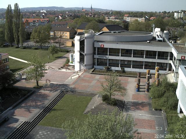 Foto der Webcam: Verwaltungsgeb&auml;ude, Innenhof mit Audimax, H&ouml;rsaal-Geb&auml;ude 1