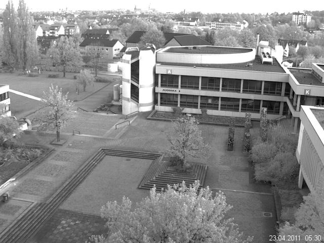 Foto der Webcam: Verwaltungsgeb&auml;ude, Innenhof mit Audimax, H&ouml;rsaal-Geb&auml;ude 1