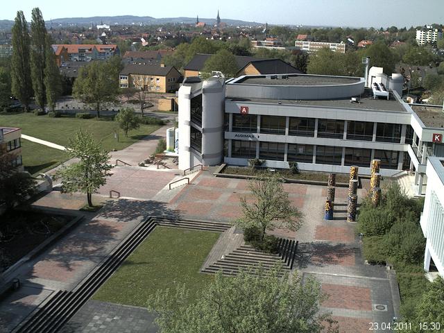 Foto der Webcam: Verwaltungsgeb&auml;ude, Innenhof mit Audimax, H&ouml;rsaal-Geb&auml;ude 1