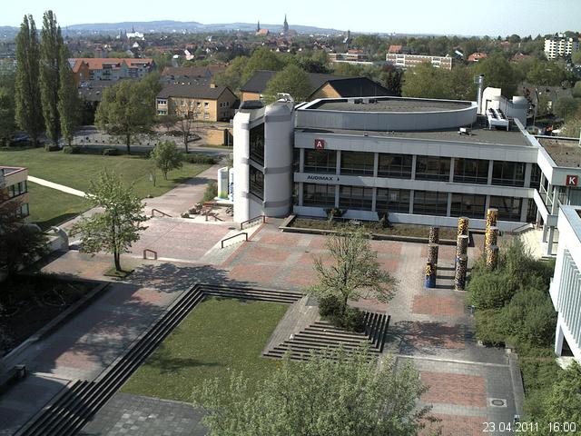 Foto der Webcam: Verwaltungsgeb&auml;ude, Innenhof mit Audimax, H&ouml;rsaal-Geb&auml;ude 1