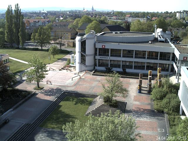 Foto der Webcam: Verwaltungsgeb&auml;ude, Innenhof mit Audimax, H&ouml;rsaal-Geb&auml;ude 1