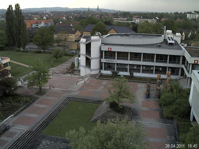 Foto der Webcam: Verwaltungsgeb&auml;ude, Innenhof mit Audimax, H&ouml;rsaal-Geb&auml;ude 1