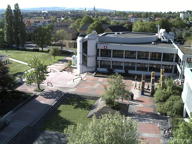 Foto der Webcam: Verwaltungsgeb&auml;ude, Innenhof mit Audimax, H&ouml;rsaal-Geb&auml;ude 1