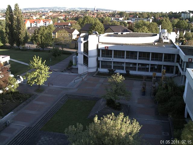 Foto der Webcam: Verwaltungsgeb&auml;ude, Innenhof mit Audimax, H&ouml;rsaal-Geb&auml;ude 1