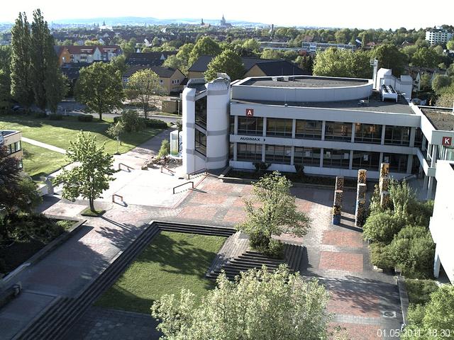 Foto der Webcam: Verwaltungsgeb&auml;ude, Innenhof mit Audimax, H&ouml;rsaal-Geb&auml;ude 1