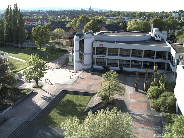 Foto der Webcam: Verwaltungsgeb&auml;ude, Innenhof mit Audimax, H&ouml;rsaal-Geb&auml;ude 1