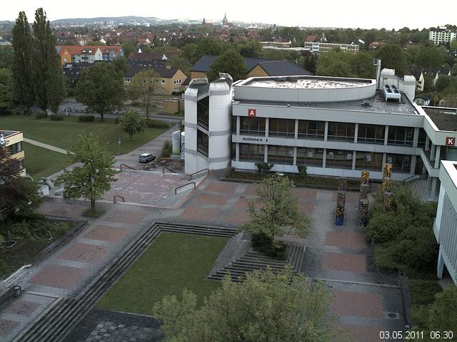 Foto der Webcam: Verwaltungsgeb&auml;ude, Innenhof mit Audimax, H&ouml;rsaal-Geb&auml;ude 1