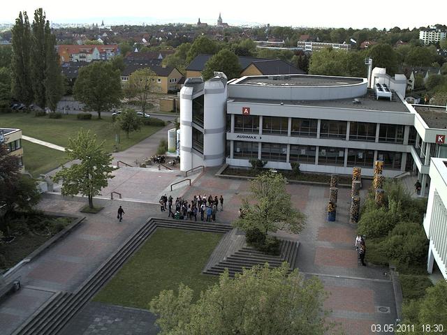 Foto der Webcam: Verwaltungsgeb&auml;ude, Innenhof mit Audimax, H&ouml;rsaal-Geb&auml;ude 1