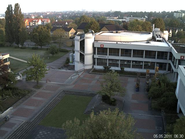 Foto der Webcam: Verwaltungsgeb&auml;ude, Innenhof mit Audimax, H&ouml;rsaal-Geb&auml;ude 1