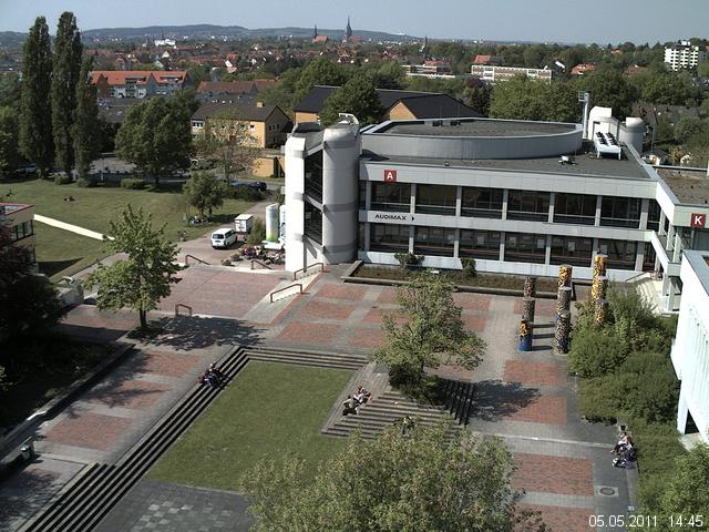 Foto der Webcam: Verwaltungsgeb&auml;ude, Innenhof mit Audimax, H&ouml;rsaal-Geb&auml;ude 1