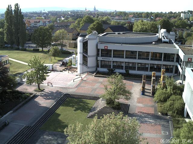Foto der Webcam: Verwaltungsgeb&auml;ude, Innenhof mit Audimax, H&ouml;rsaal-Geb&auml;ude 1
