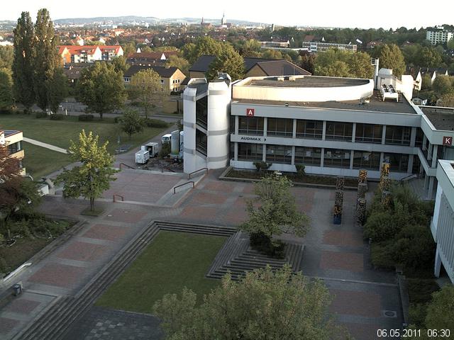 Foto der Webcam: Verwaltungsgeb&auml;ude, Innenhof mit Audimax, H&ouml;rsaal-Geb&auml;ude 1