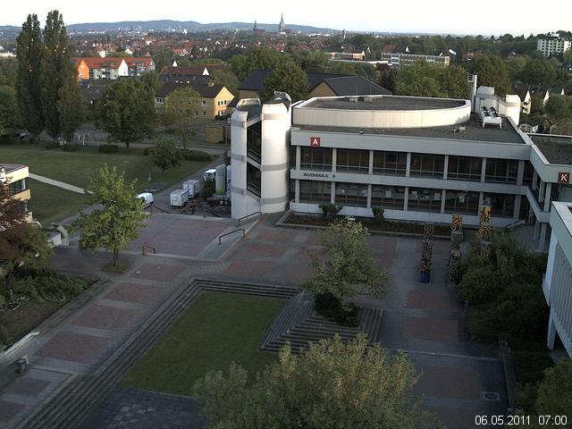Foto der Webcam: Verwaltungsgeb&auml;ude, Innenhof mit Audimax, H&ouml;rsaal-Geb&auml;ude 1