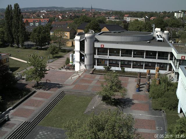 Foto der Webcam: Verwaltungsgeb&auml;ude, Innenhof mit Audimax, H&ouml;rsaal-Geb&auml;ude 1
