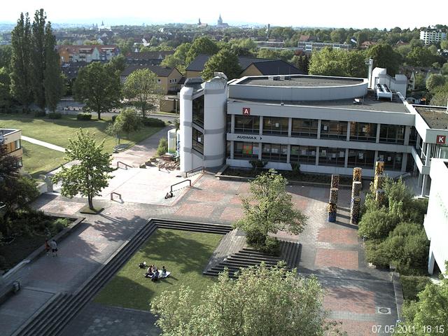 Foto der Webcam: Verwaltungsgeb&auml;ude, Innenhof mit Audimax, H&ouml;rsaal-Geb&auml;ude 1